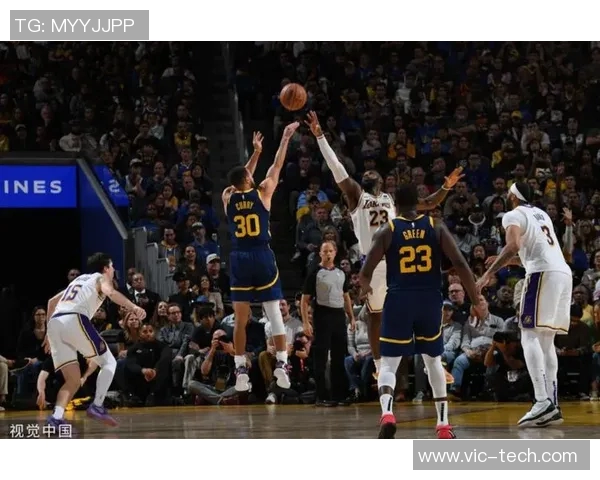 湖人勇士精彩对决回放全场高光时刻重温篮球盛宴